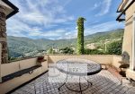Prestigious historic detached house for sale in Vado