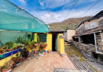 Town house with double terrace and mountain views