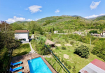 Fully renovated detached house with swimming pool, 9,000 sqm of garden