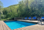 Fully renovated detached house with swimming pool, 9,000 sqm of garden