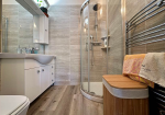 Fully renovated detached house with swimming pool, 9,000 sqm of garden
