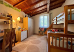 Fully renovated detached house with swimming pool, 9,000 sqm of garden