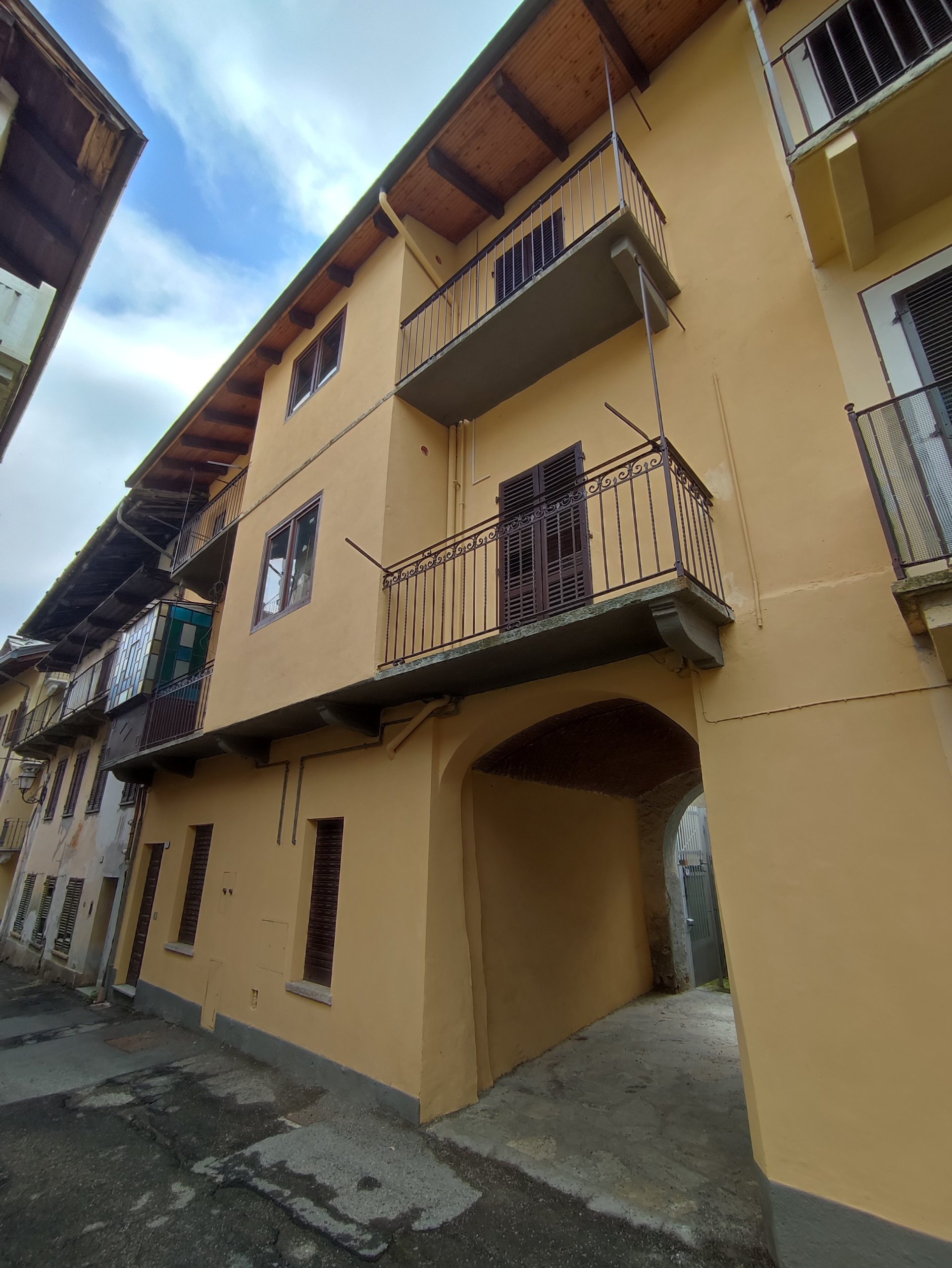 Large & Authentic House in Piedmont Mountains – 30 mins from Turin Airport (No Agency Fees!)
