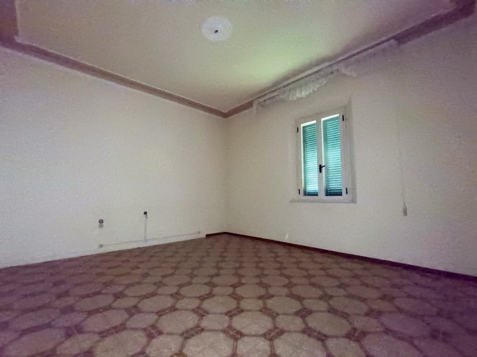 Charmed Townhouse/Villa for Sale in Abbadia di Montepulciano (SI), Tuscany