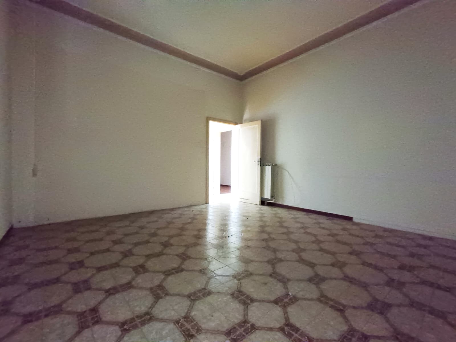 Charmed Townhouse/Villa for Sale in Abbadia di Montepulciano (SI), Tuscany