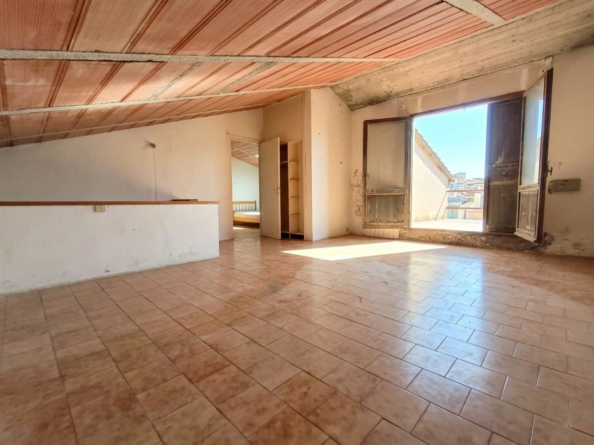 Charmed Townhouse/Villa for Sale in Abbadia di Montepulciano (SI), Tuscany