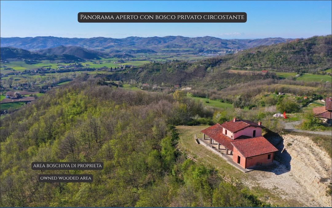 Panoramic Villa in Monferrato with Over 2 Hectares of Private Land – Rare Opportunity to Complete and Customize