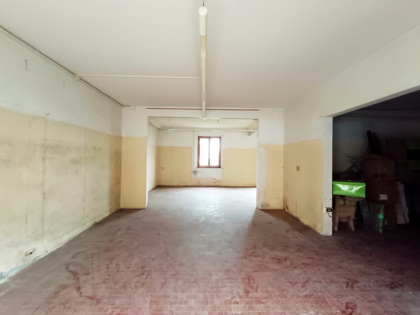 Charmed Townhouse/Villa for Sale in Abbadia di Montepulciano (SI), Tuscany