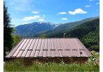 Typical local mountain house, isolated and with private surrounding land