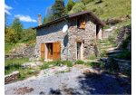 Typical local mountain house, isolated and with private surrounding land