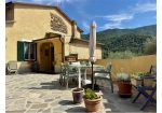 Two-story independent apartment with driveway courtyard, garden.