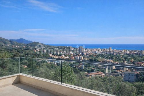 Apartment of 143 sqm with seaview with garden and terrace for sale in Chiavari in the Liguria region, Italy