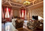Prestigious period apartment in town centre