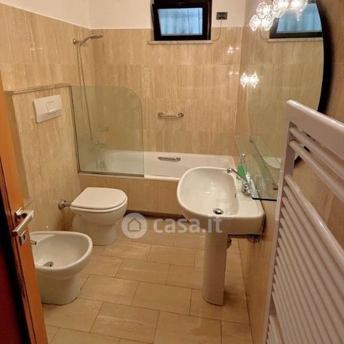 Ref. 4555 – Santa Margherita Ligure – Three-room apartment conveniently located in the center – In an elegant setting surrounded by greenery – 100 sq