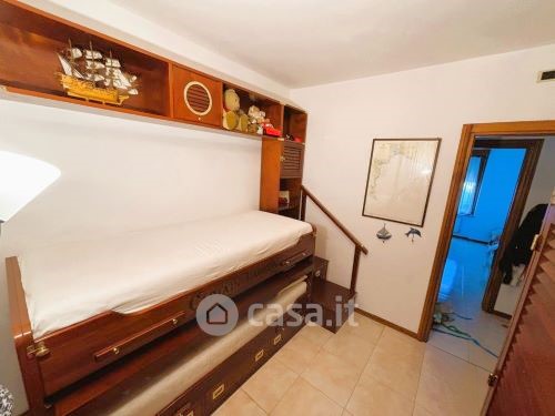 Ref. 4555 – Santa Margherita Ligure – Three-room apartment conveniently located in the center – In an elegant setting surrounded by greenery – 100 sq