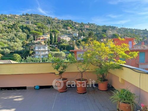 Ref. 4555 – Santa Margherita Ligure – Three-room apartment conveniently located in the center – In an elegant setting surrounded by greenery – 100 sq