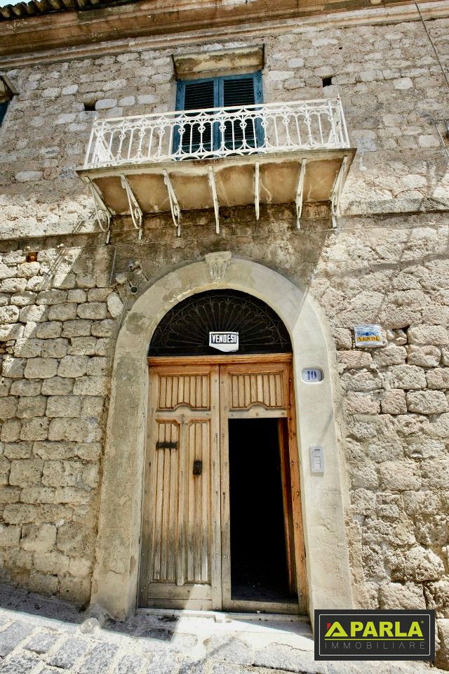 House in Canicattì – EUR 135,000