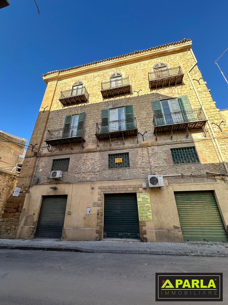 House in Canicattì – EUR 220,000