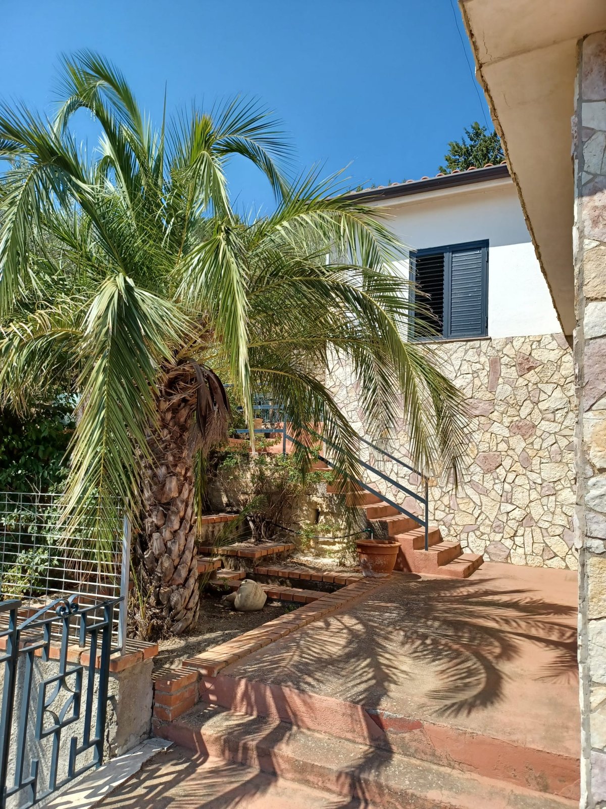 Villa in Agira – EUR 250,000
