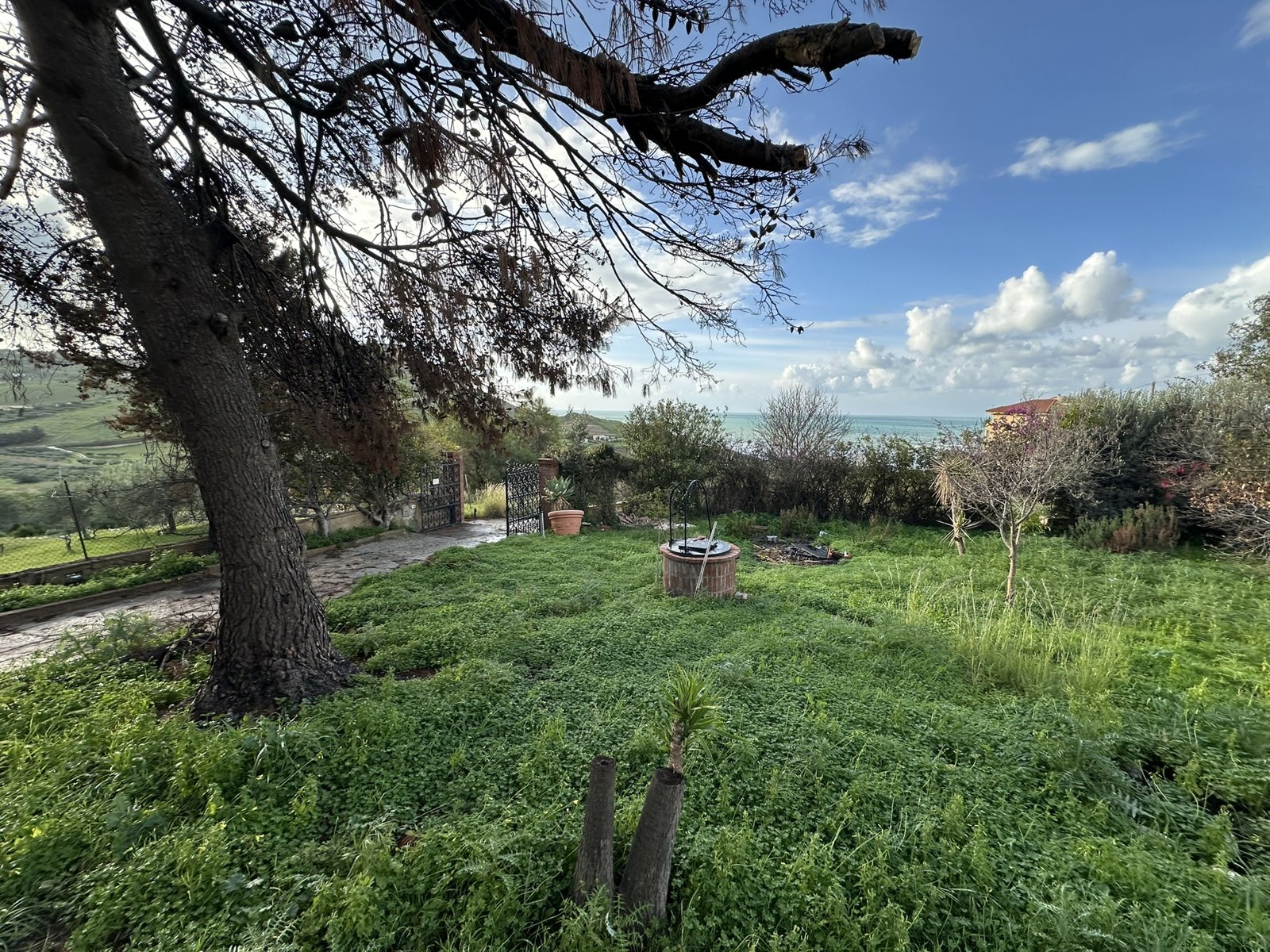Siculiana — Detached Seafront Villa with 2,500 sqm of Land