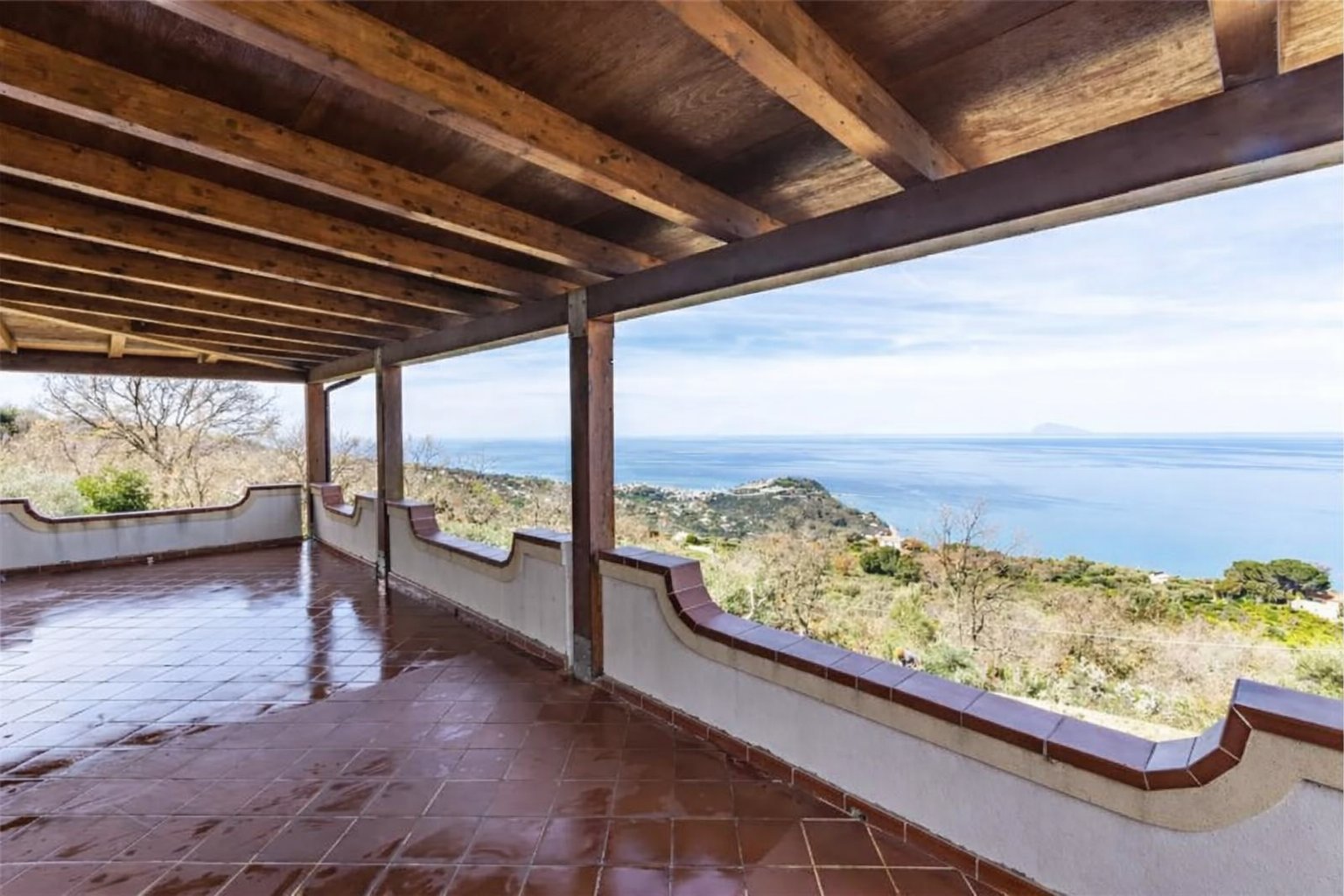 Villa in Capo d’Orlando – EUR 350,000