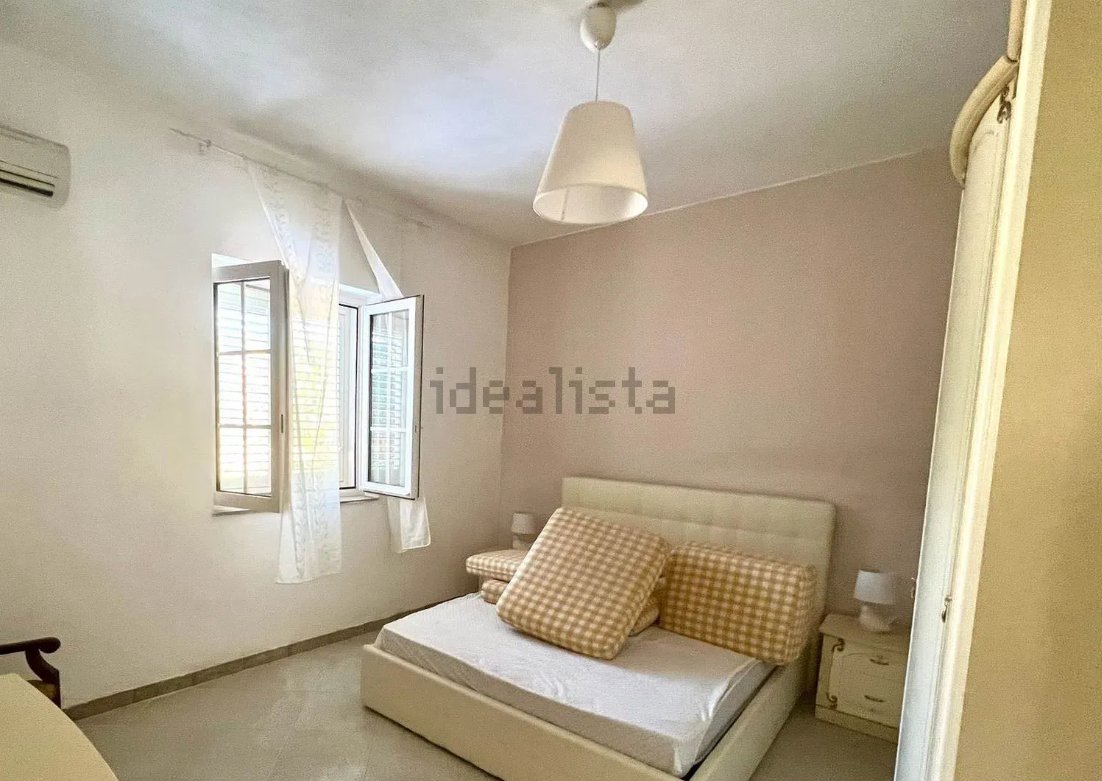 Villa in Fontane Bianche – EUR 220,000