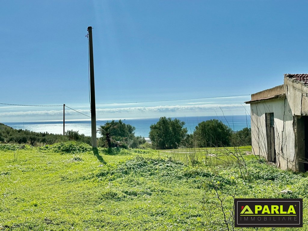 House in Butera – EUR 35,000