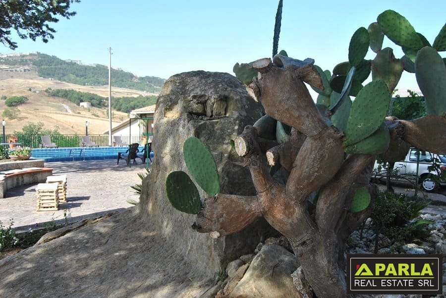 Villa in Gangi – EUR 545,000