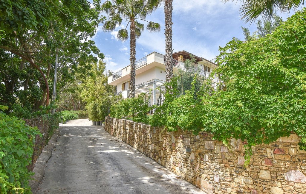 Villa in Balestrate – EUR 1,100,000