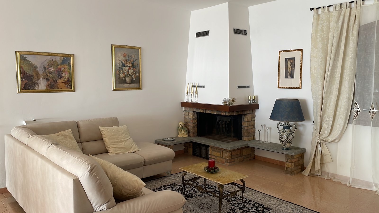 Villa with Pool and Independent Floor, Marina di Ragusa