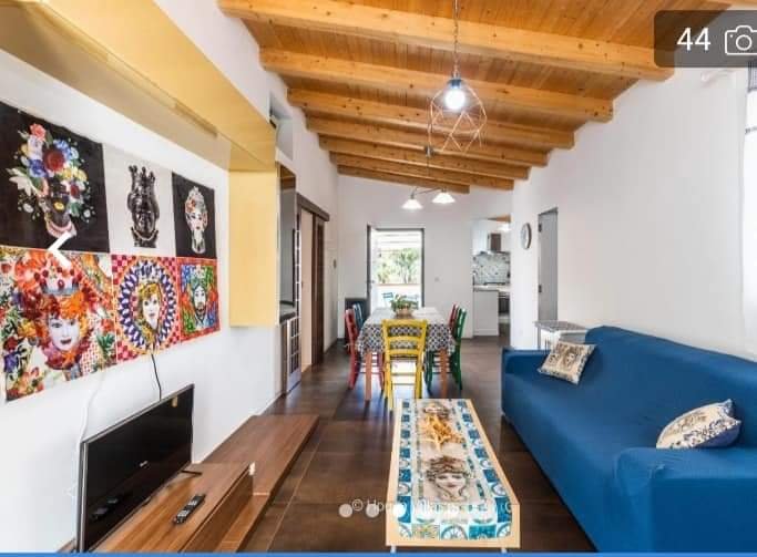 Villa in Avola Mare – EUR 290,000