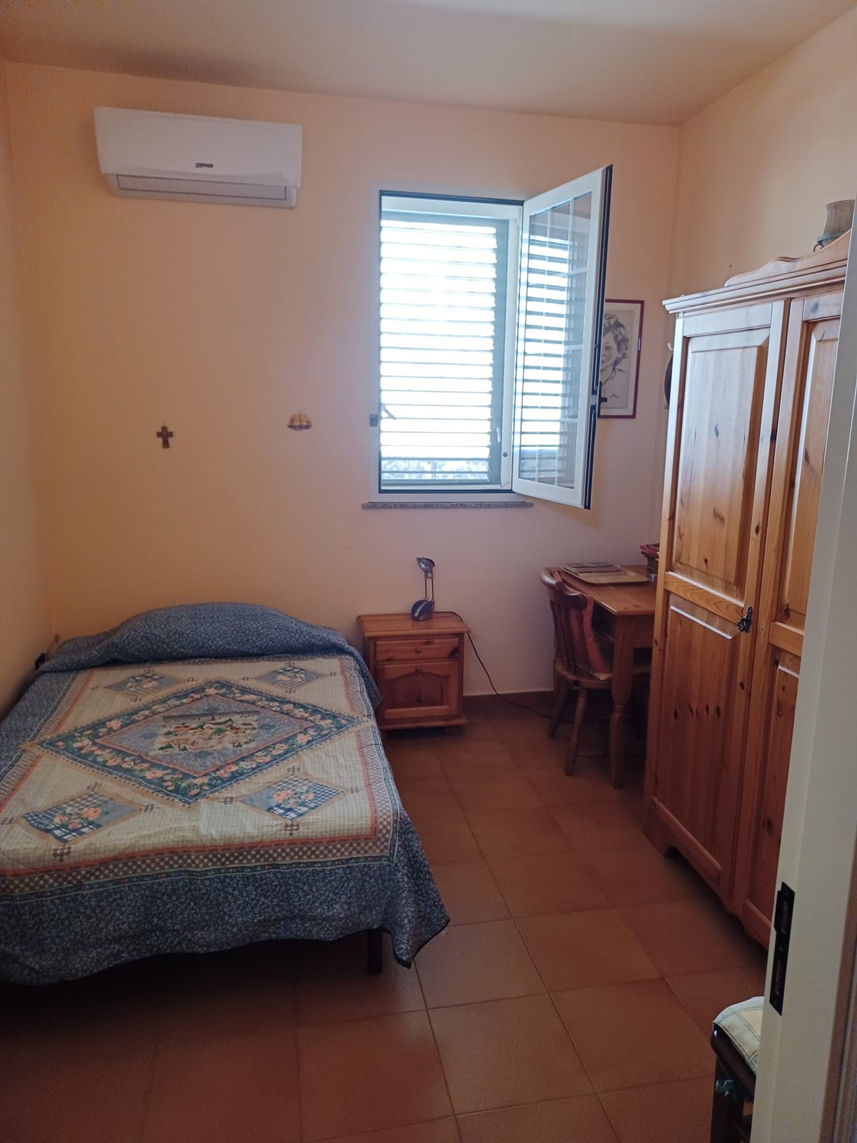 Villa in Agira – EUR 250,000