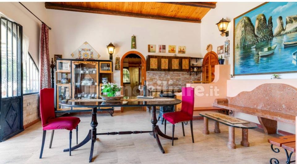 Villa in Castellammare del Golfo – EUR 690,000