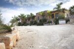 Estate with Villa, Apartments, Restaurant and Pool in Ispica – EUR 2,000,000