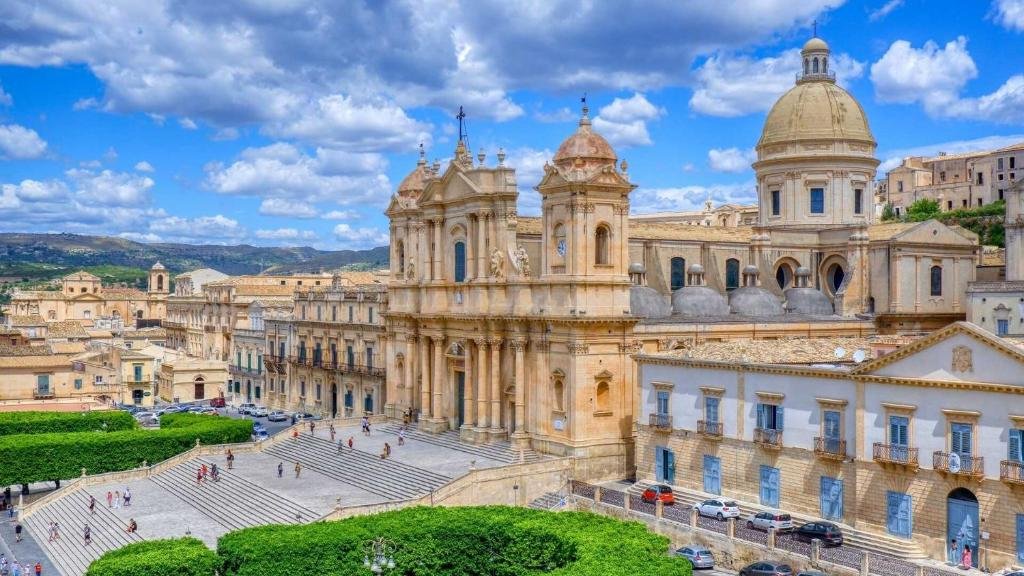 Apartment in Noto – EUR 230,000