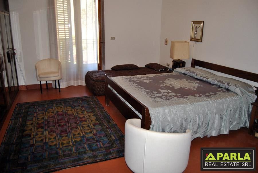 Villa in Gangi – EUR 545,000