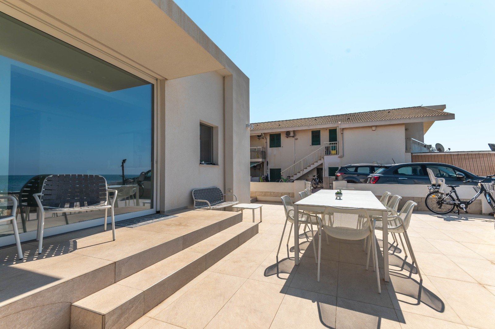 Seafront Home with Private Beach Access, Marina di Ragusa