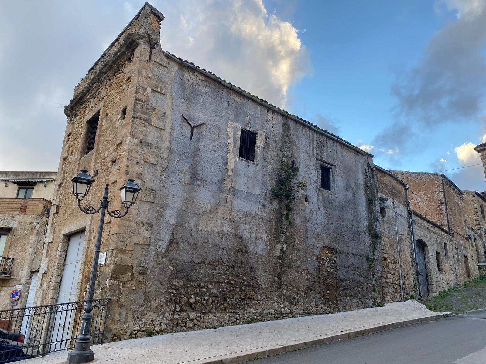 House in Canicattì – EUR 48,000