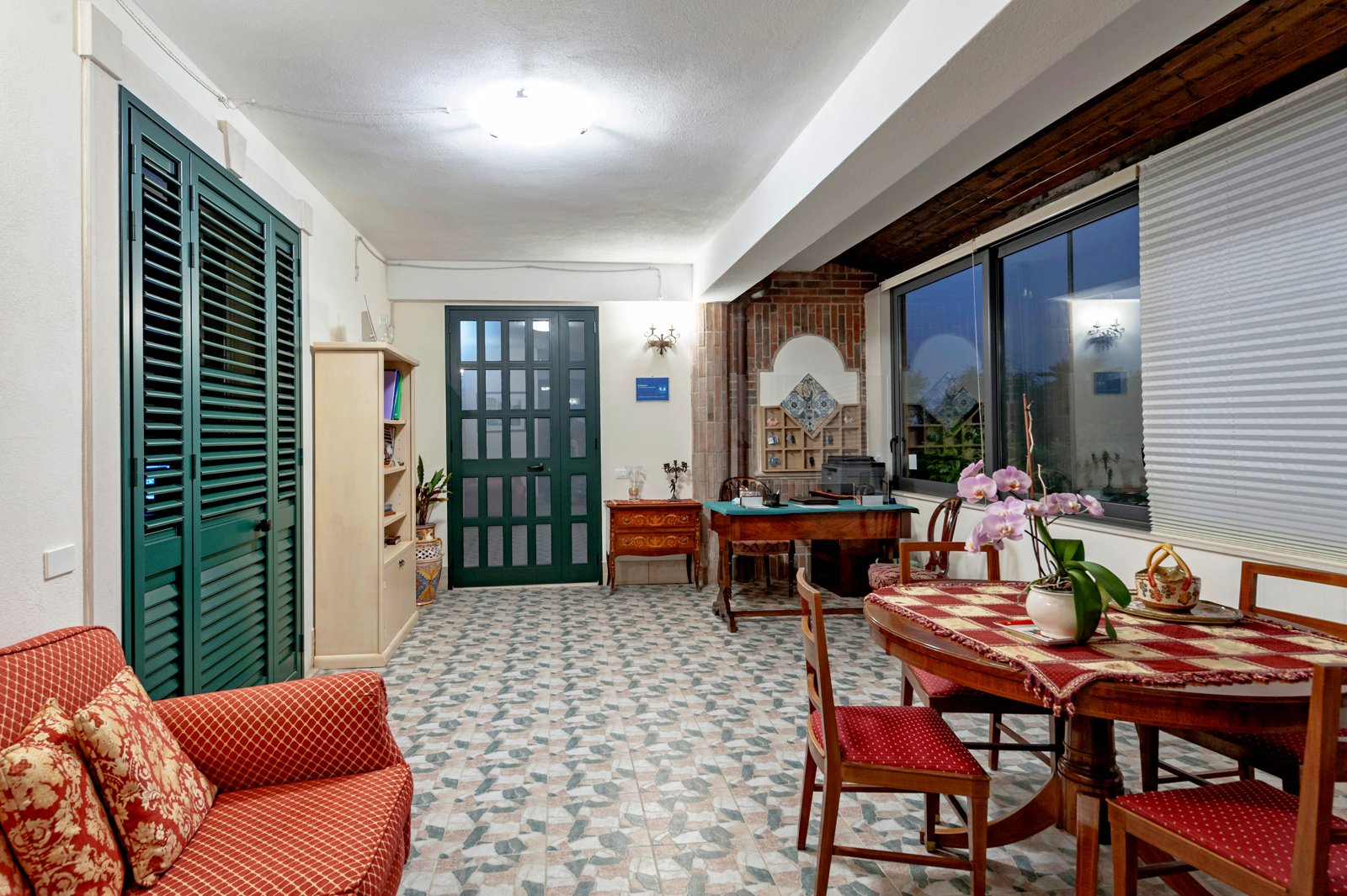 Estate with Villa, Apartments, Restaurant and Pool in Ispica – EUR 2,000,000