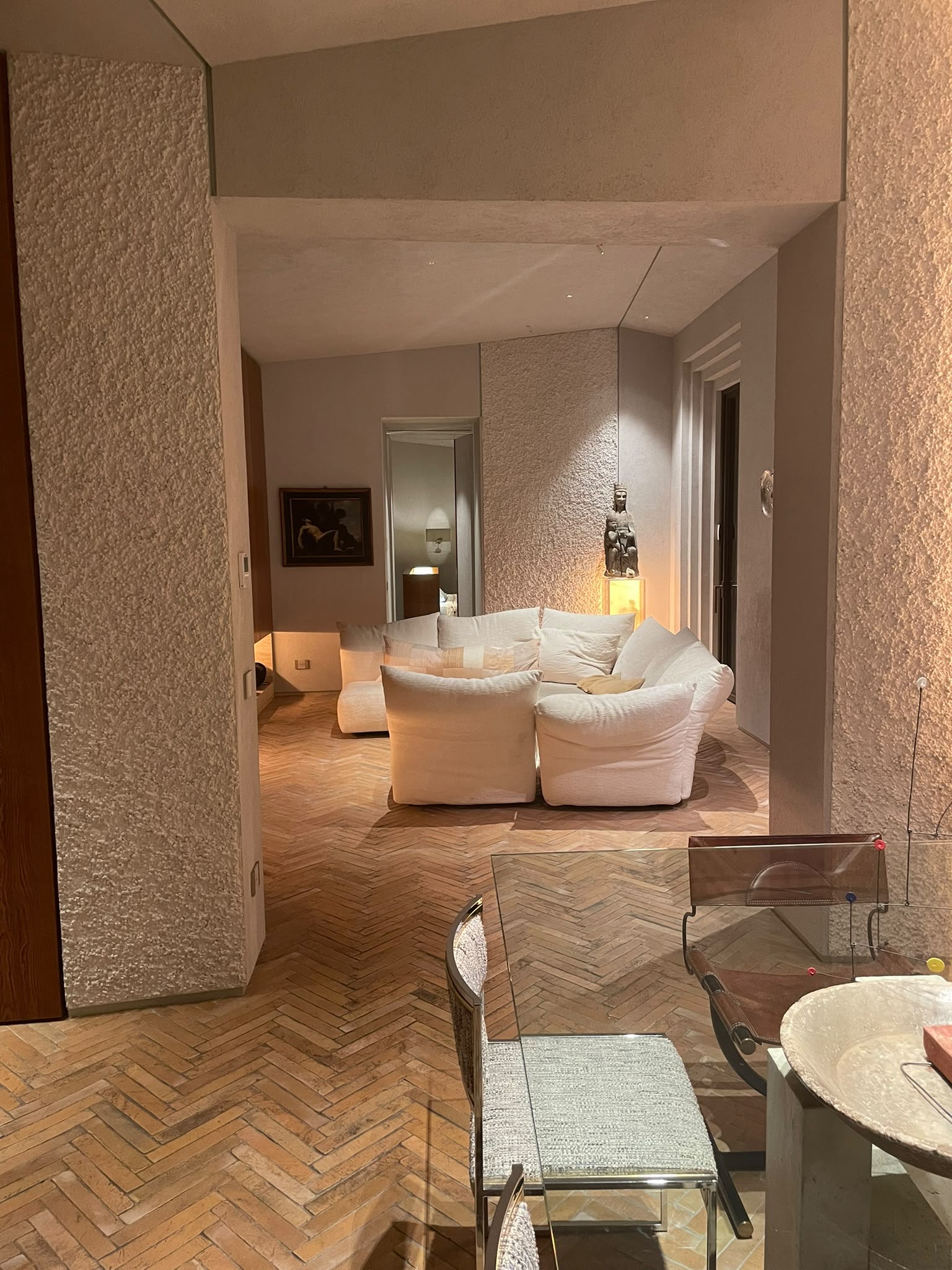 Rome historic centre: renovated penthouse with two panoramic terraces