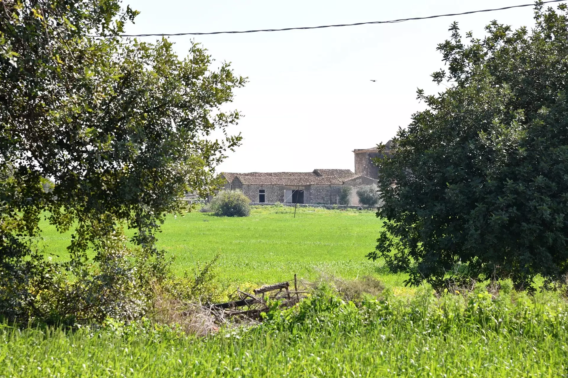 Historic Sicilian Estate for Sale Near Modica – Villa, Farm Buildings, and 45 Hectares