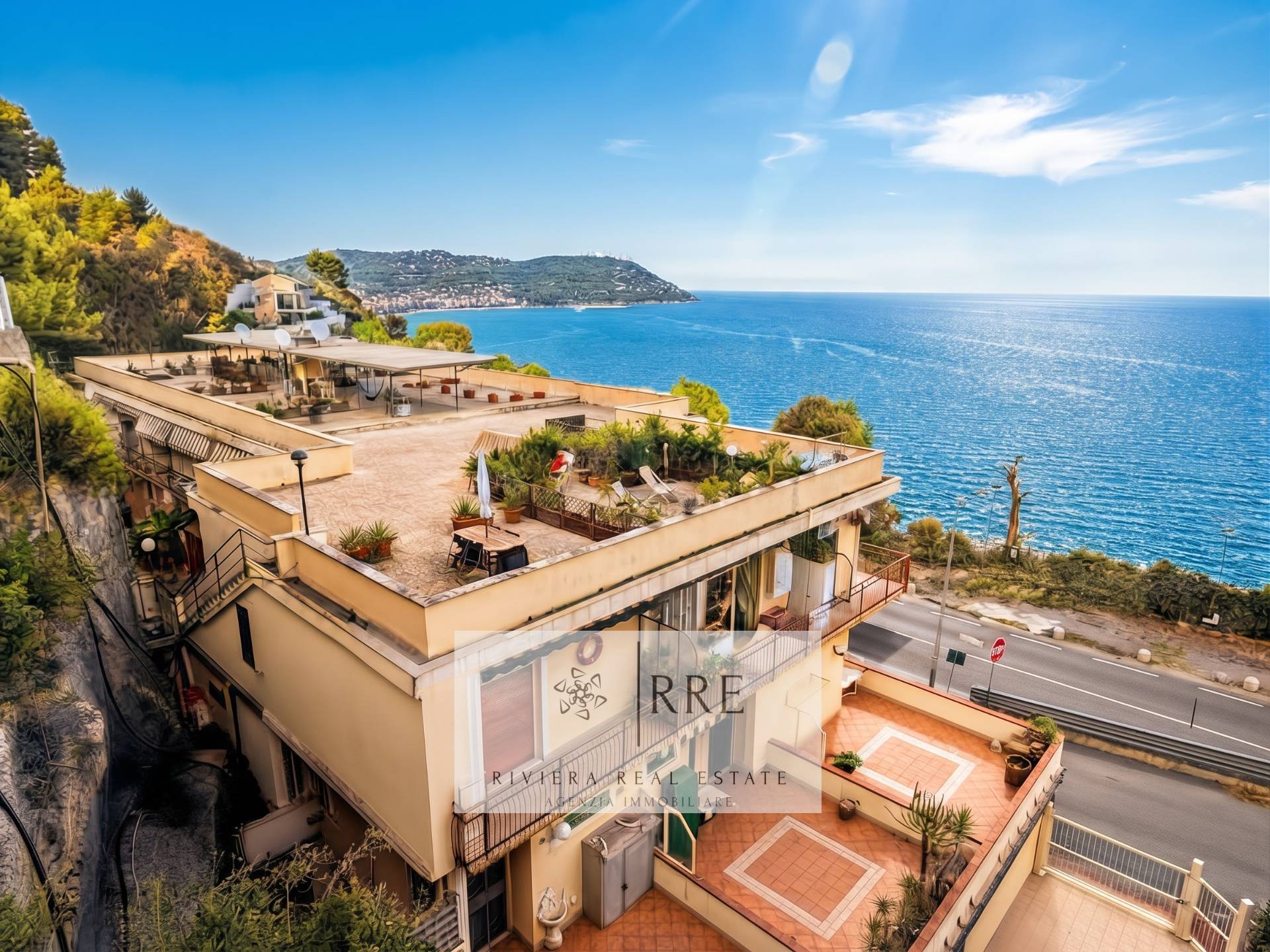 Charming two-room flat with seand an exclusive 50m² sun terrace ina views  Cervo, Liguria, Italy