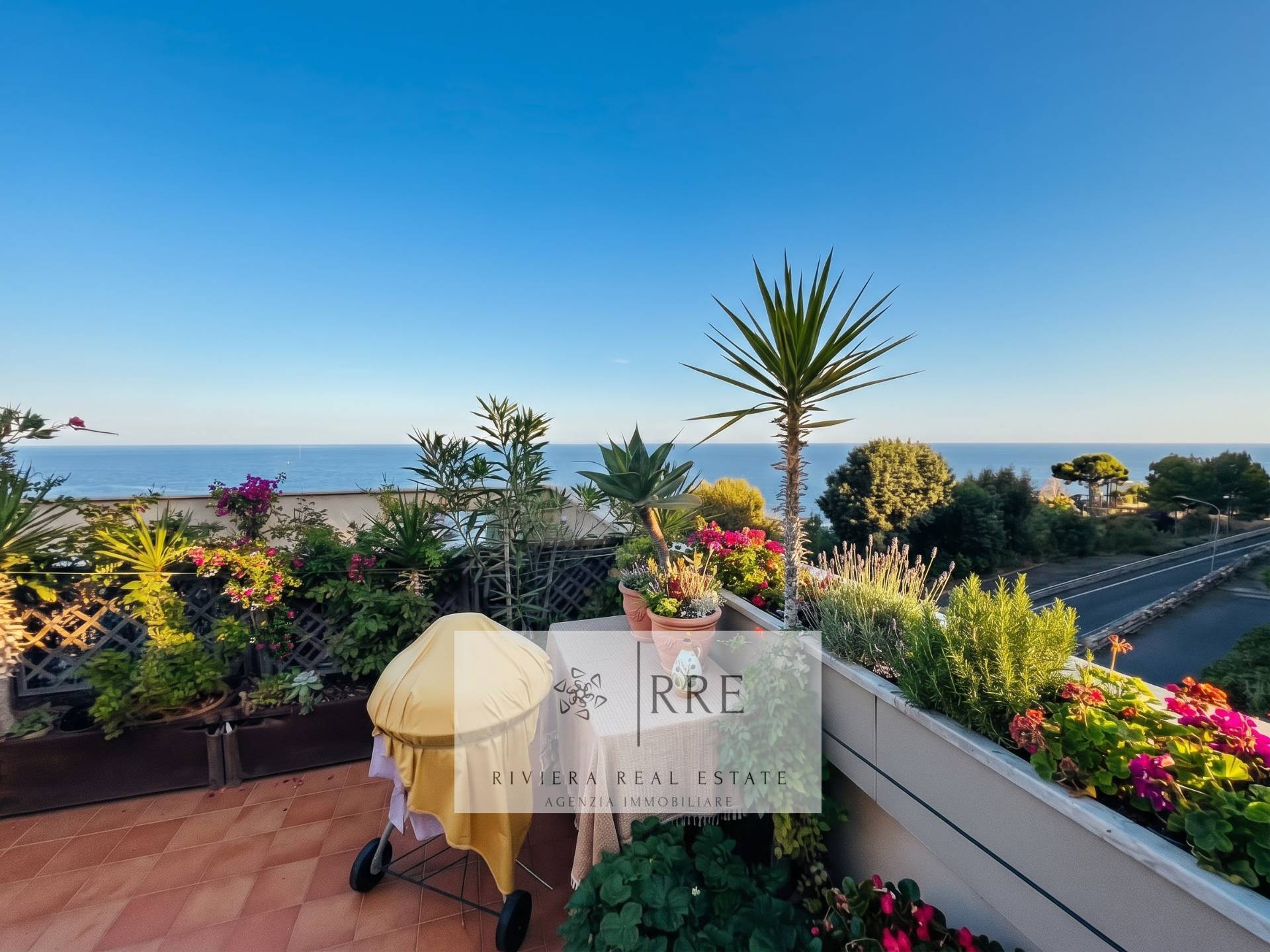 Charming two-room flat with seand an exclusive 50m² sun terrace ina views  Cervo, Liguria, Italy
