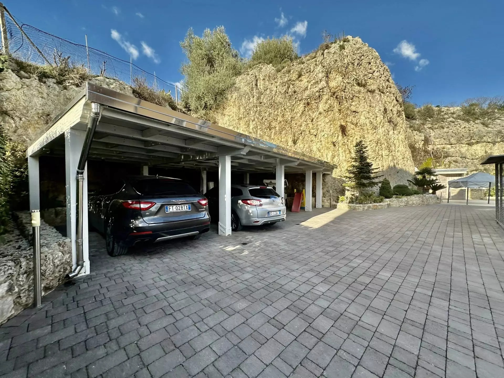 Recently Built Luxury Villa with Saltwater Pool for sale in Canicattì
