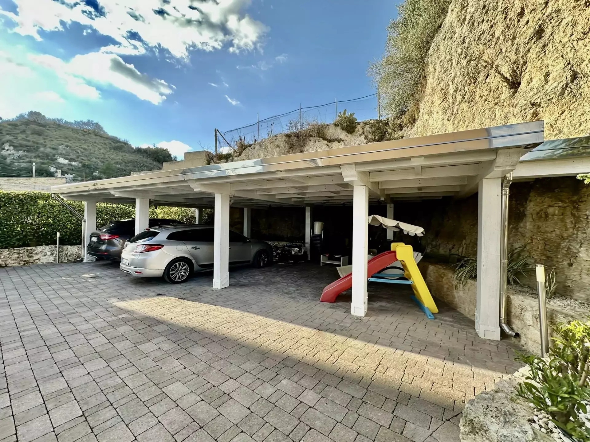 Recently Built Luxury Villa with Saltwater Pool for sale in Canicattì