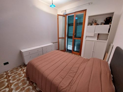 Ref. 5093 – Rapallo-Zoagli – Penthouse with sea view in a two-family villa with independent entrance – Four-room apartment independent on 4 sides with