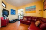 Detached villa with dépendance and two hectares of land