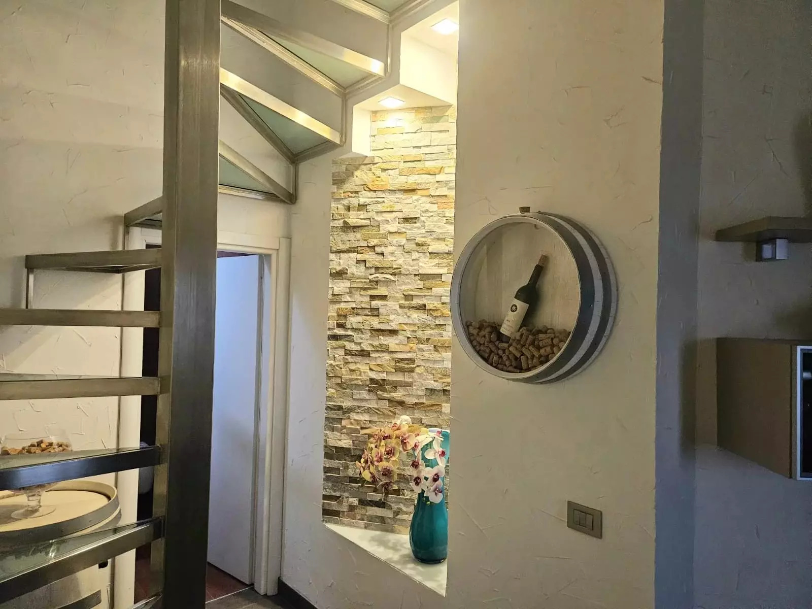 Renovated Villa with Garden and Harbour Views in Stazzone, Sciacca