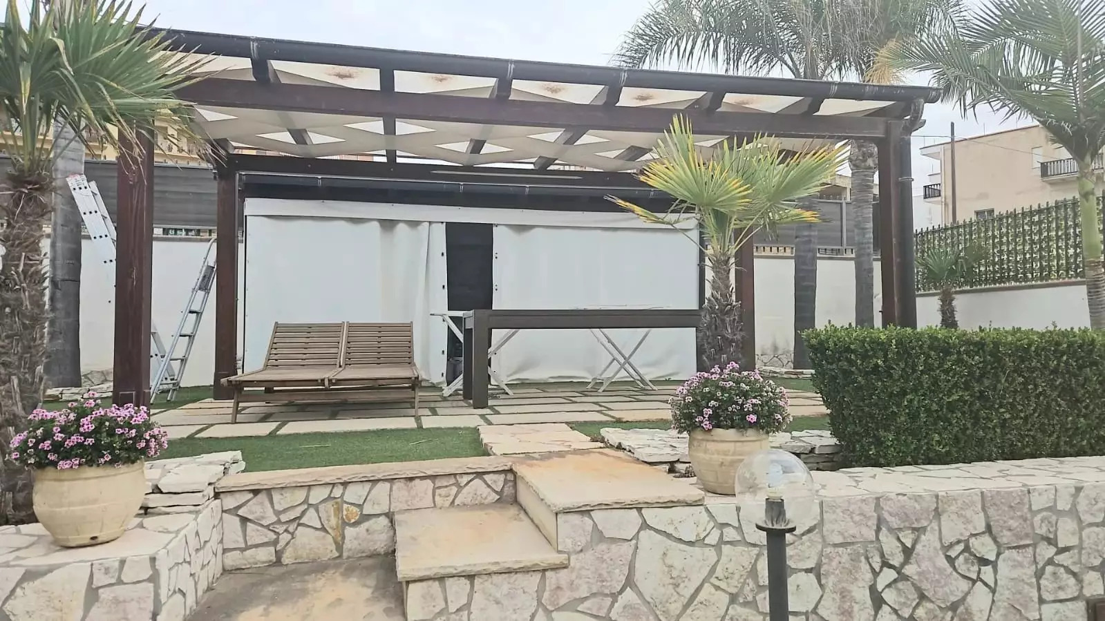 Renovated Villa with Garden and Harbour Views in Stazzone, Sciacca