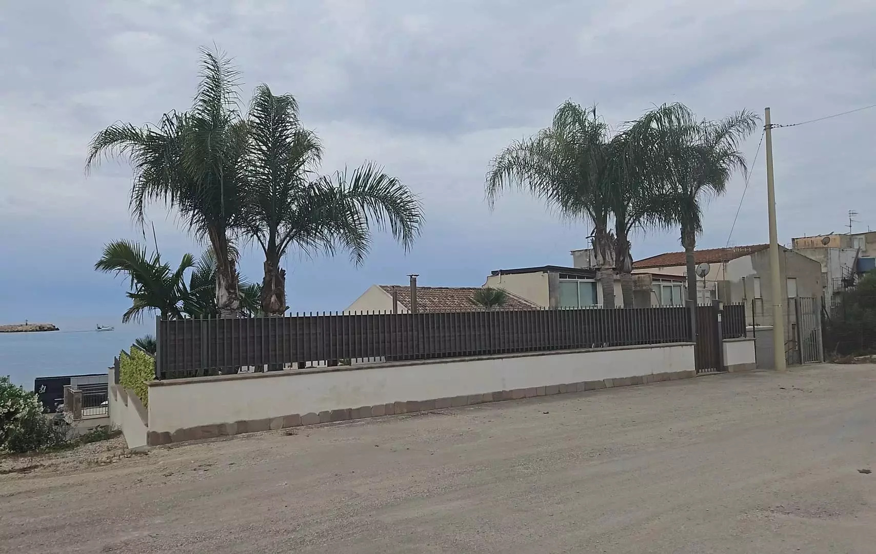 Renovated Villa with Garden and Harbour Views in Stazzone, Sciacca
